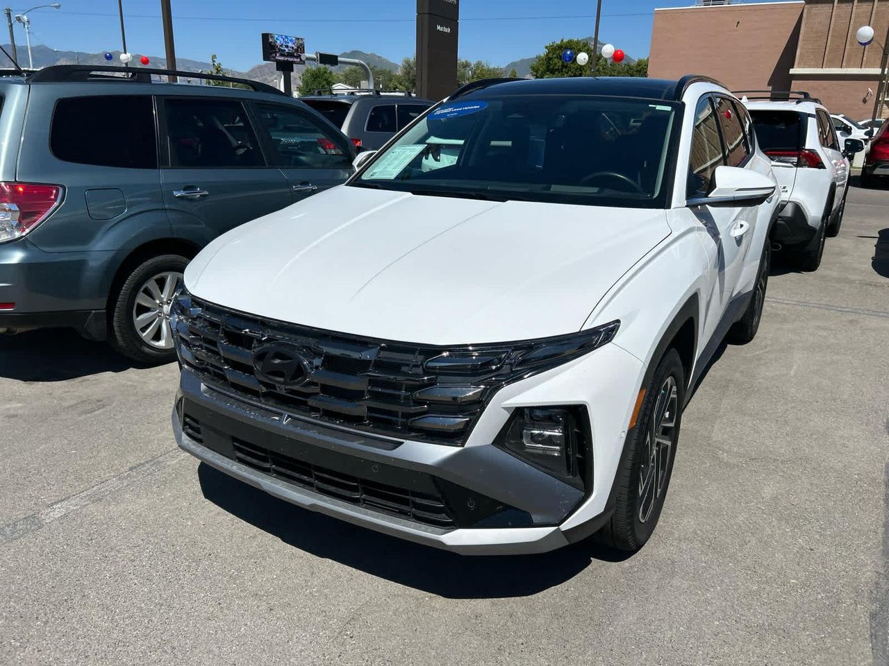2025 Hyundai Tucson Limited photo 3