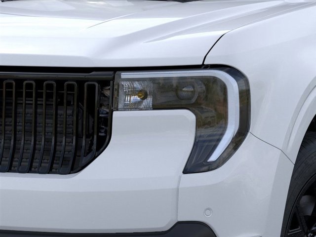 2025 Ford Maverick photo 17
