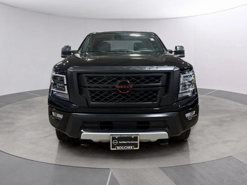 2024 Nissan Titan Crew Cab photo 9