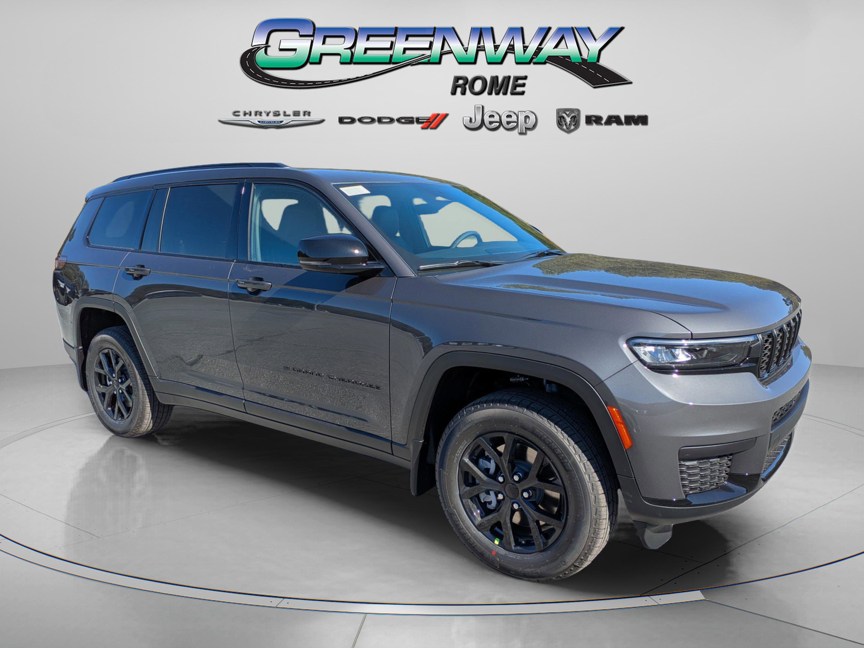 2025 Jeep Grand Cherokee L Altitude's photo