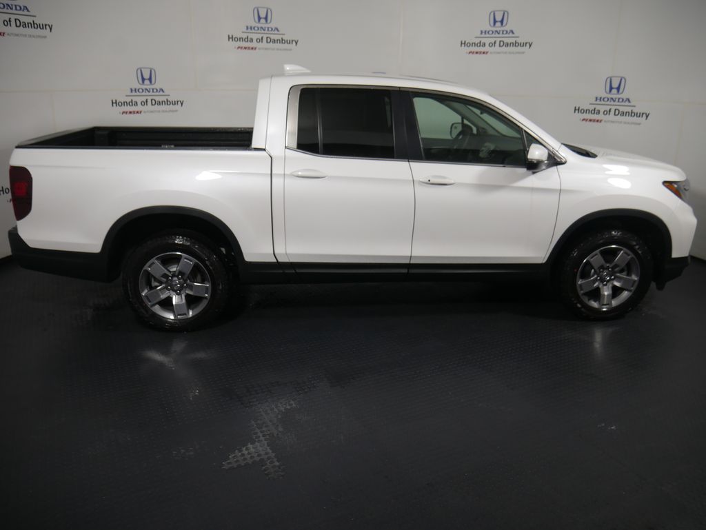 2025 Honda Ridgeline RTL photo 3
