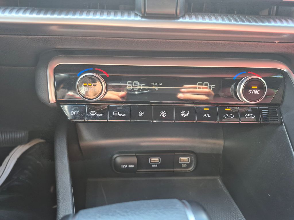 2023 Kia K5 GT-Line photo 14
