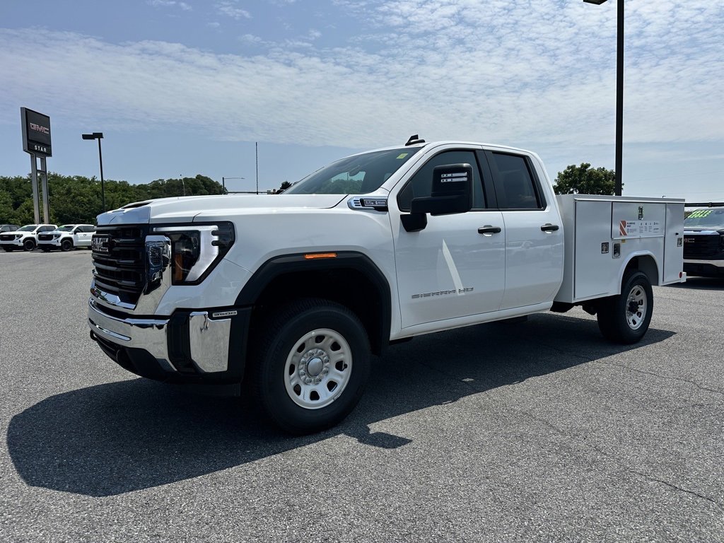 2025 Gmc Sierra 3500 HD Pro photo 2