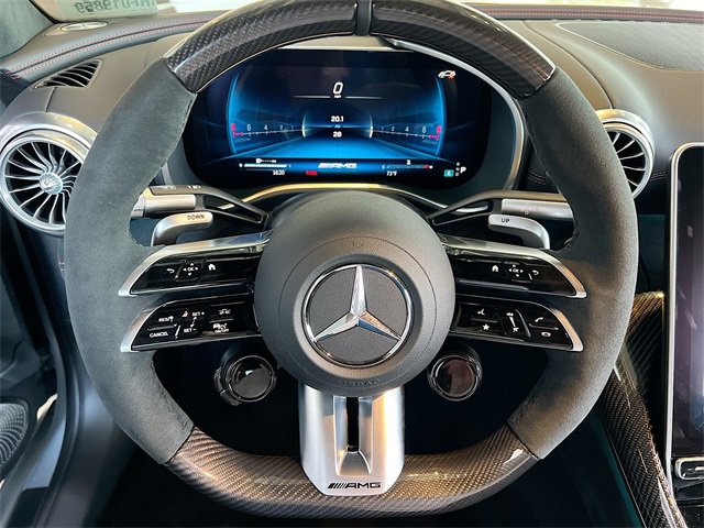 2024 Mercedes Benz SL AMG 63 photo 4