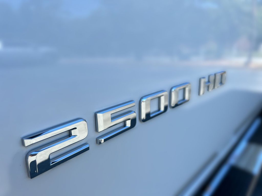 2025 Chevrolet Silverado 2500HD LTZ photo 26