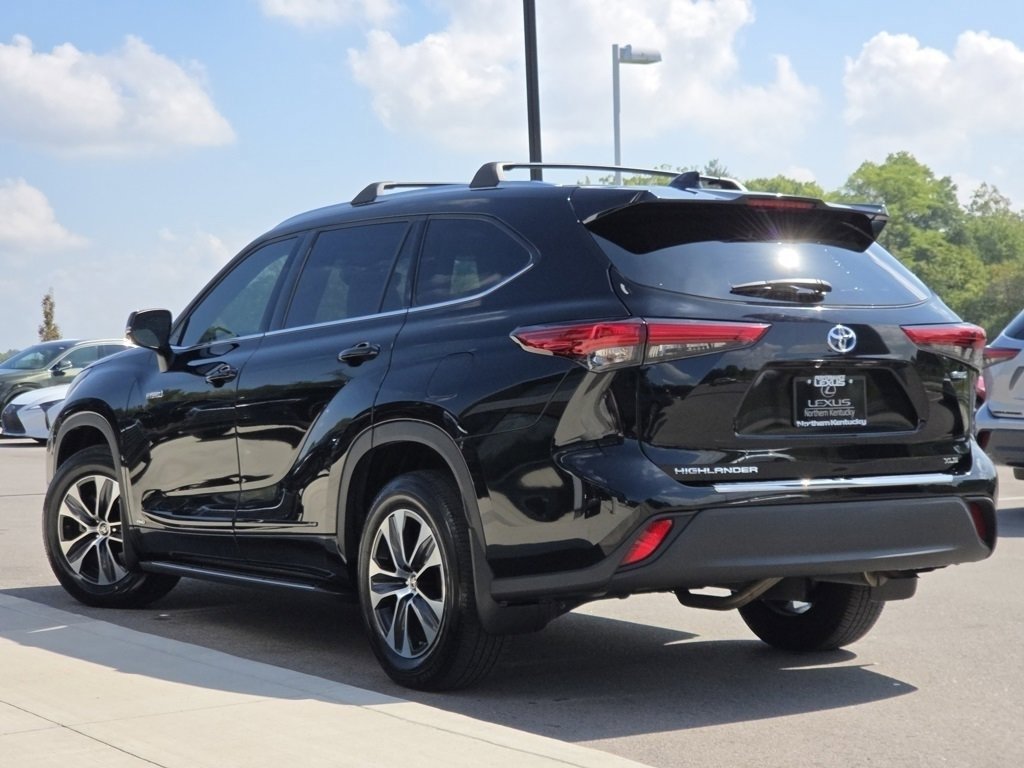 2020 Toyota Highlander Hybrid XLE photo 20