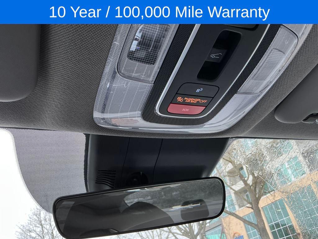 2025 Hyundai Elantra SEL Convenience photo 35