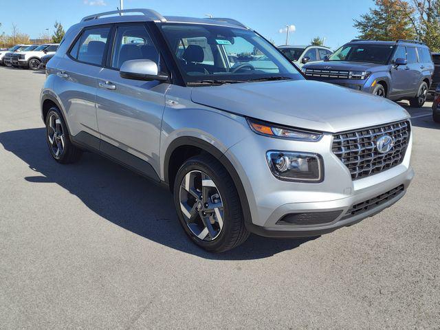 2026 Hyundai Venue SEL photo 3