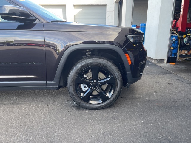 2023 Jeep Grand Cherokee Limited photo 7
