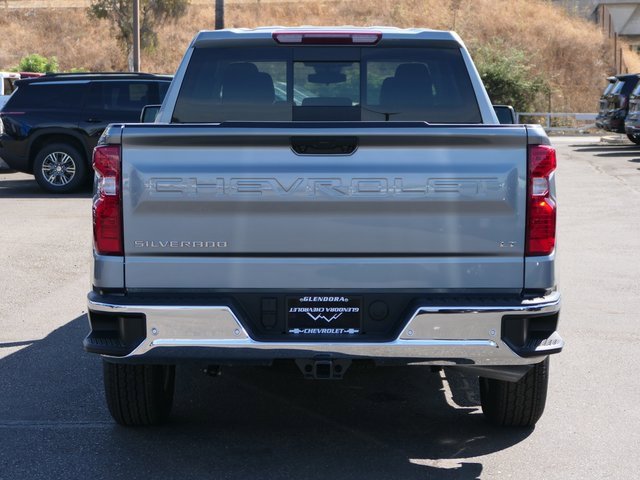 2025 Chevrolet Silverado 1500 LT photo 3