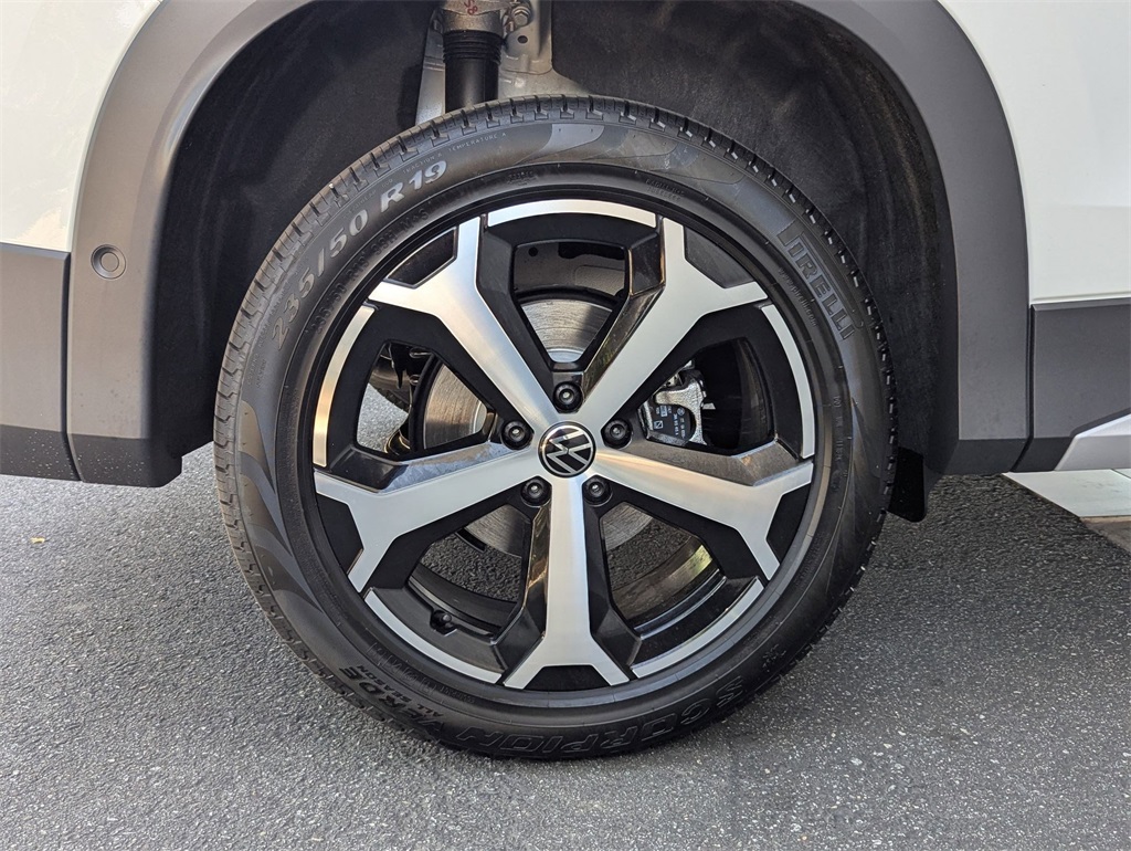 2025 Volkswagen Tiguan S photo 18