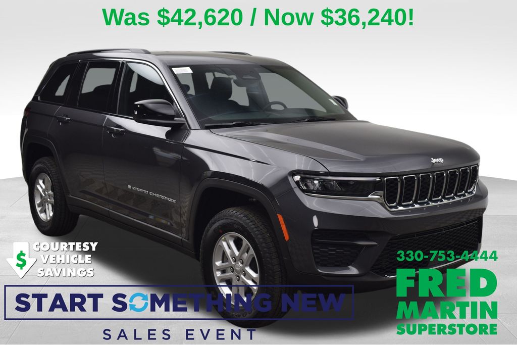 2025 Jeep Grand Cherokee Laredo's photo