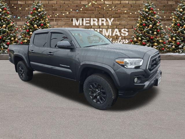 2021 Toyota Tacoma SR5's photo