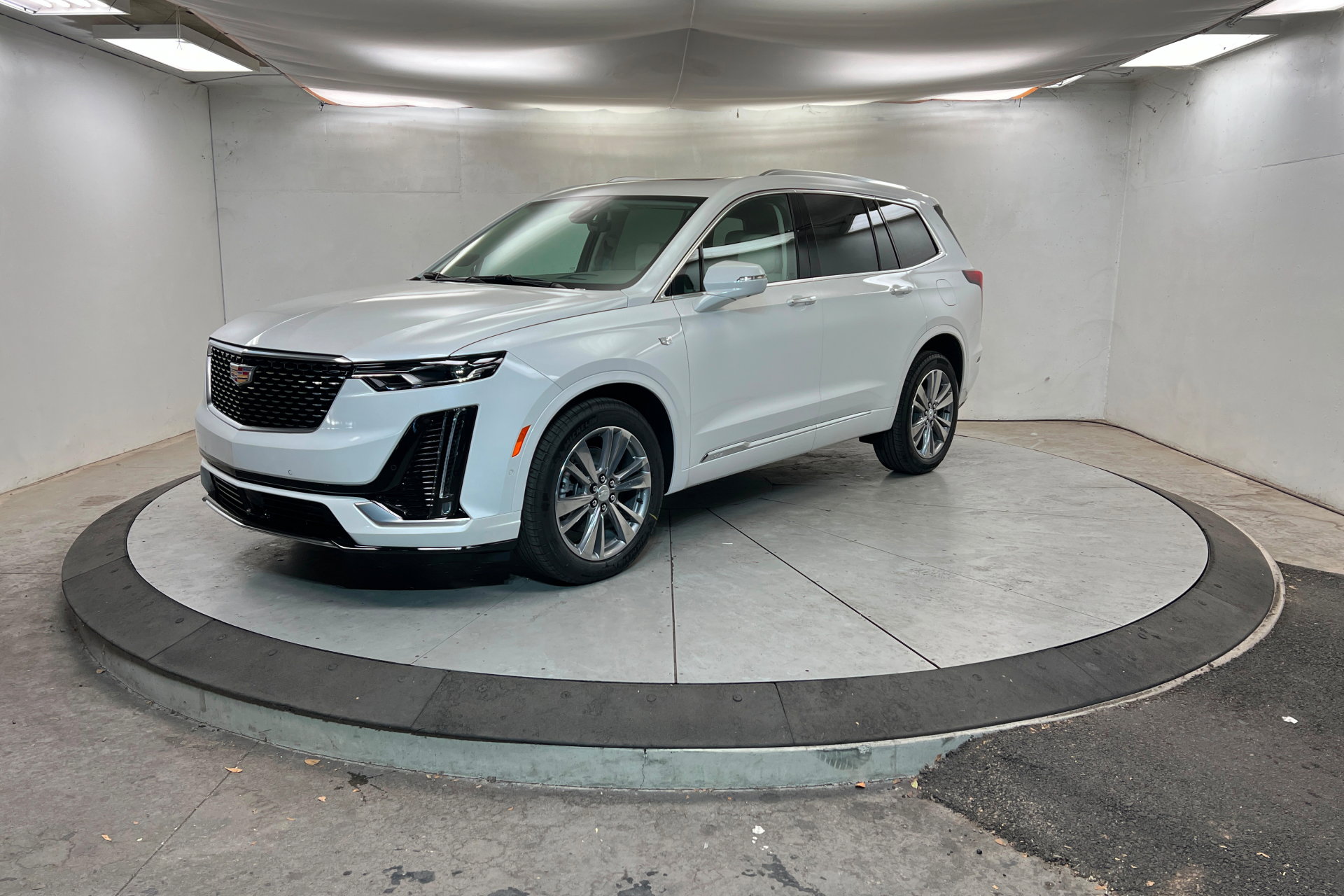 2025 Cadillac XT6 Premium Luxury's photo