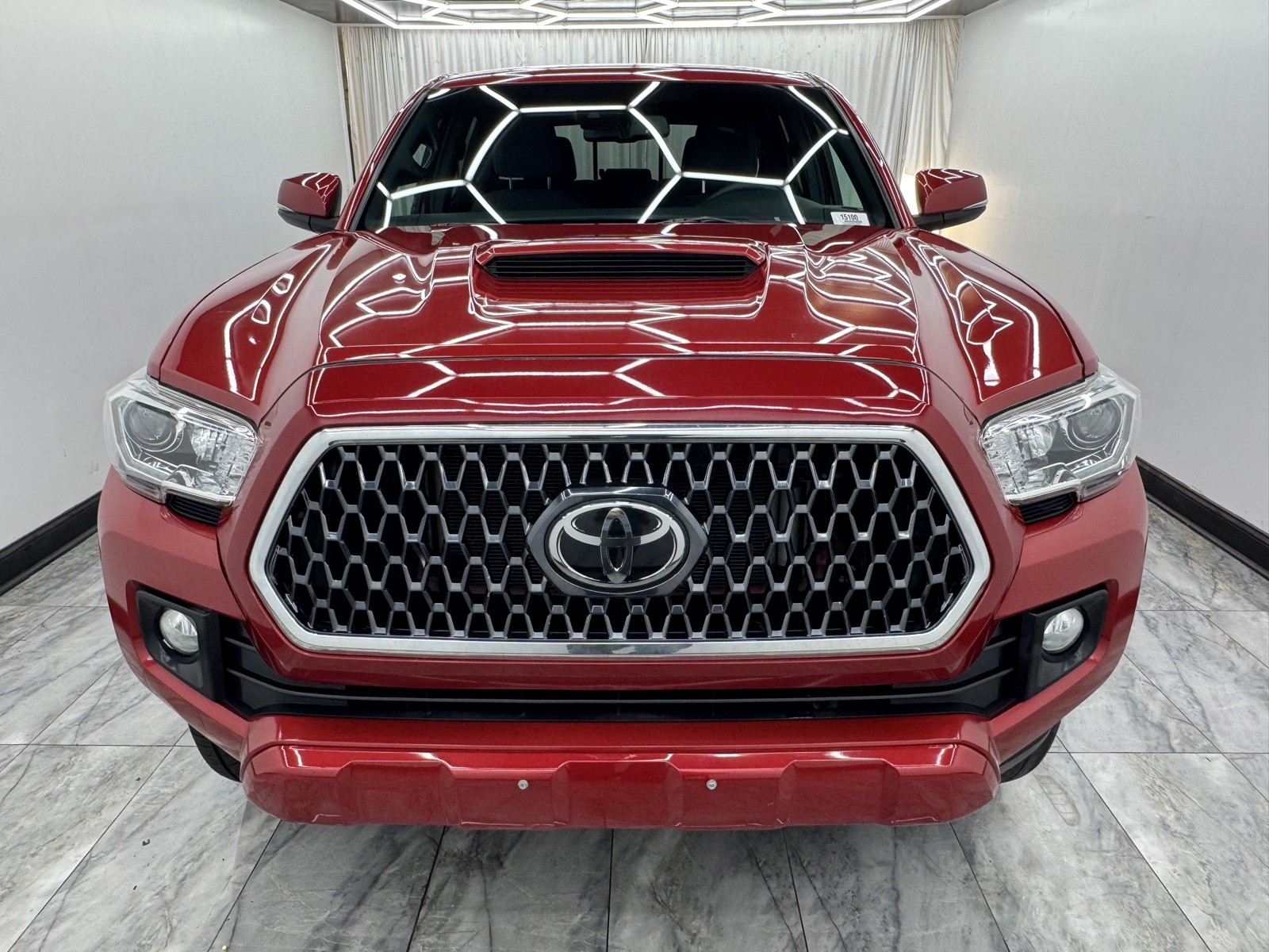 2019 Toyota Tacoma TRD Sport Double Cab V6 photo 2