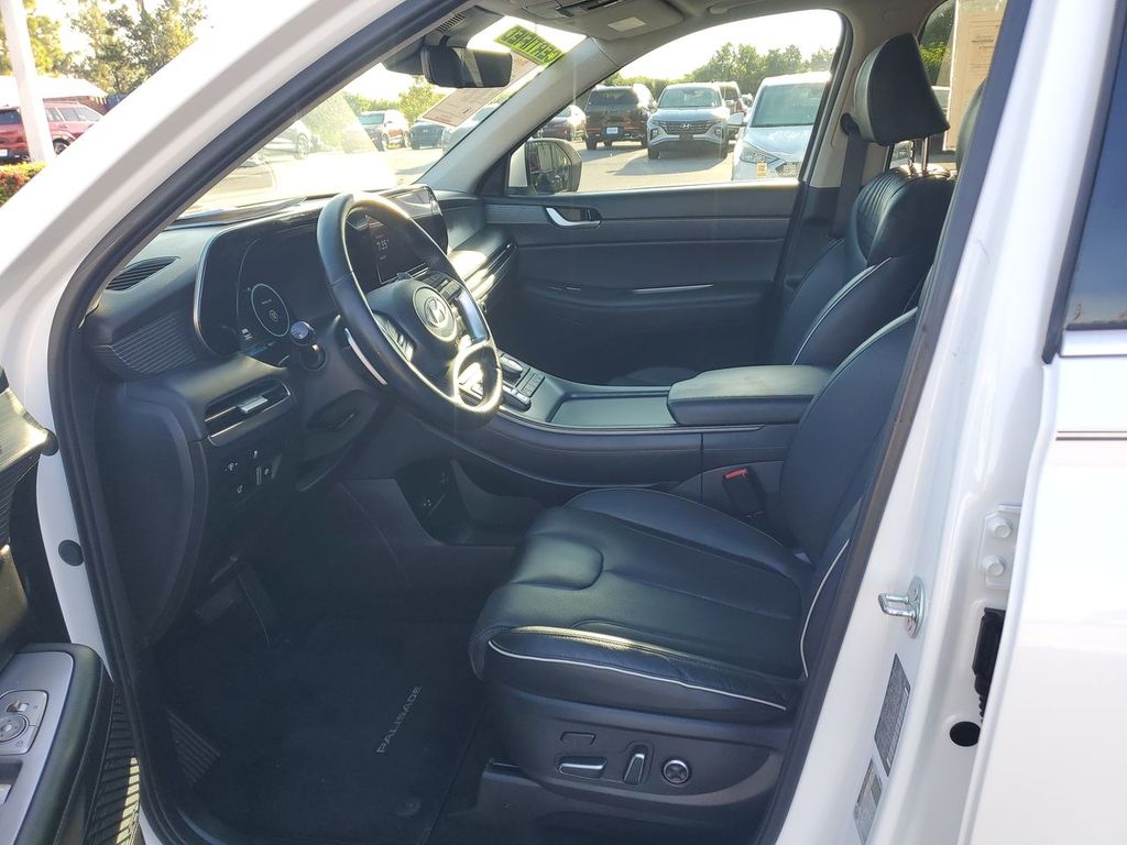 2024 Hyundai Palisade Limited photo 25