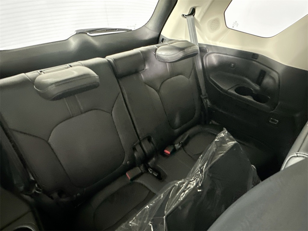 2025 Honda Pilot Touring photo 28