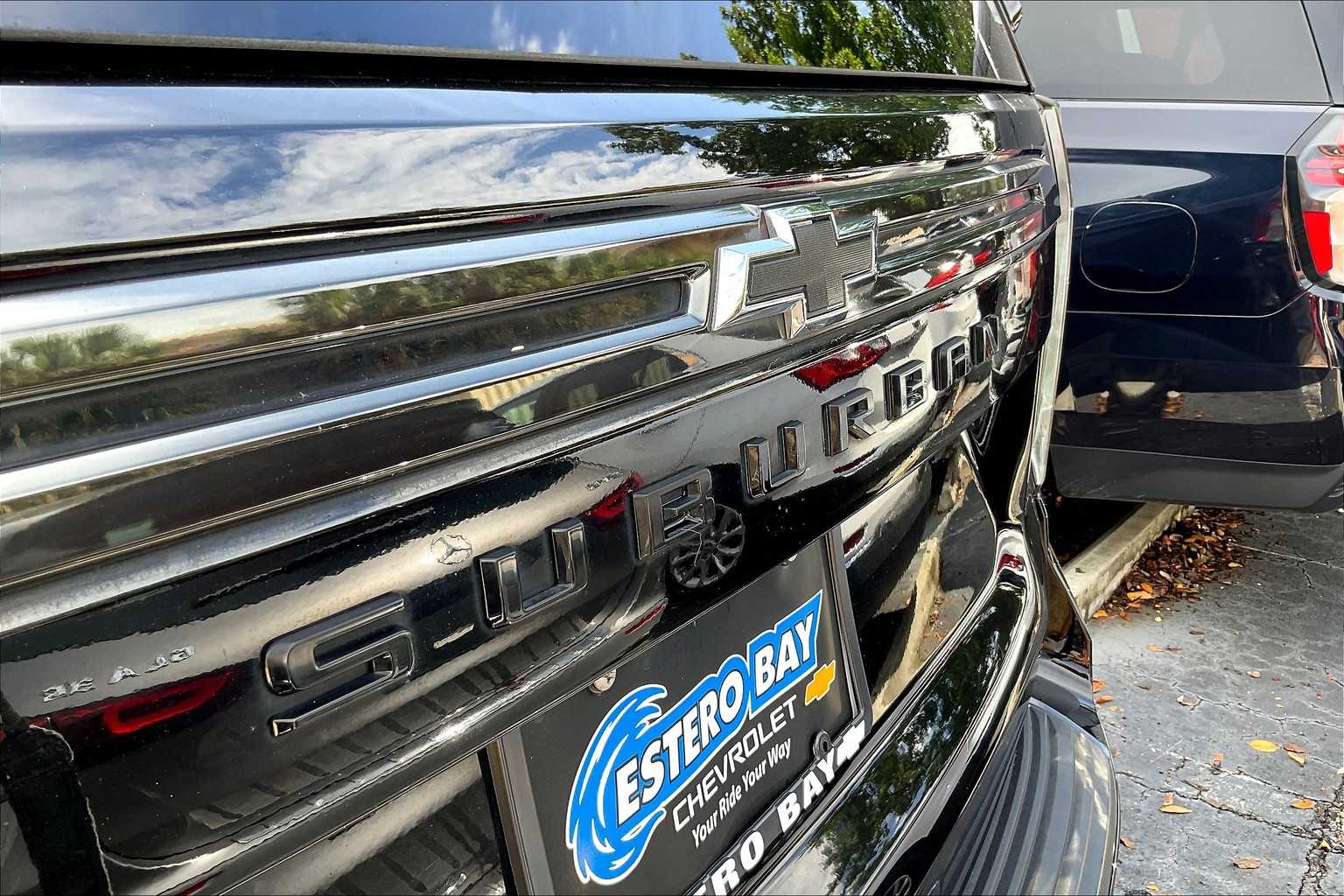 2021 Chevrolet Suburban Z71 photo 7