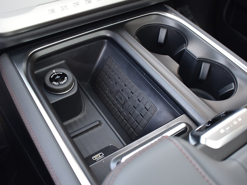 2025 Ford Expedition MAX photo 21