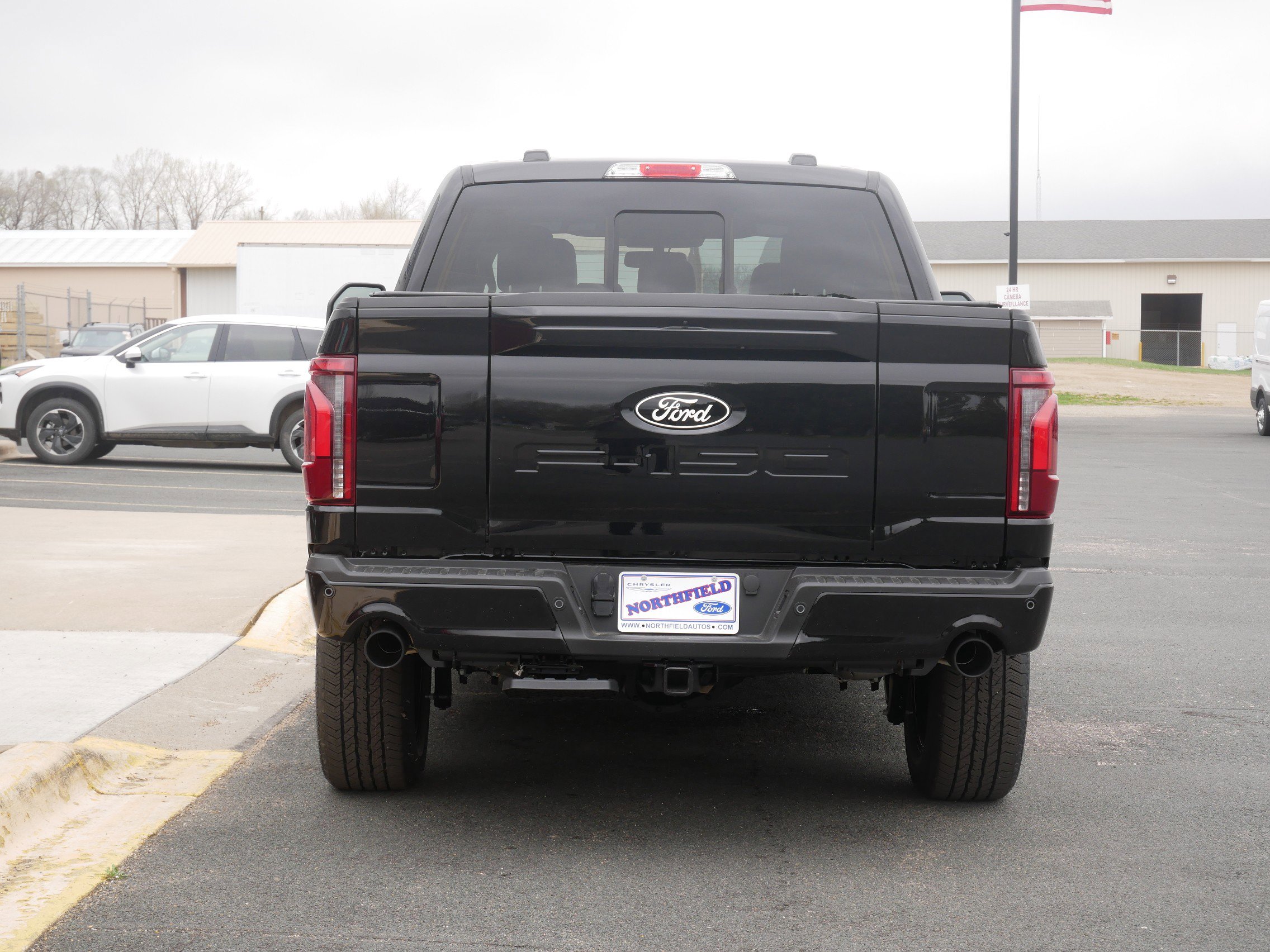2025 Ford F-150 Lariat photo 6
