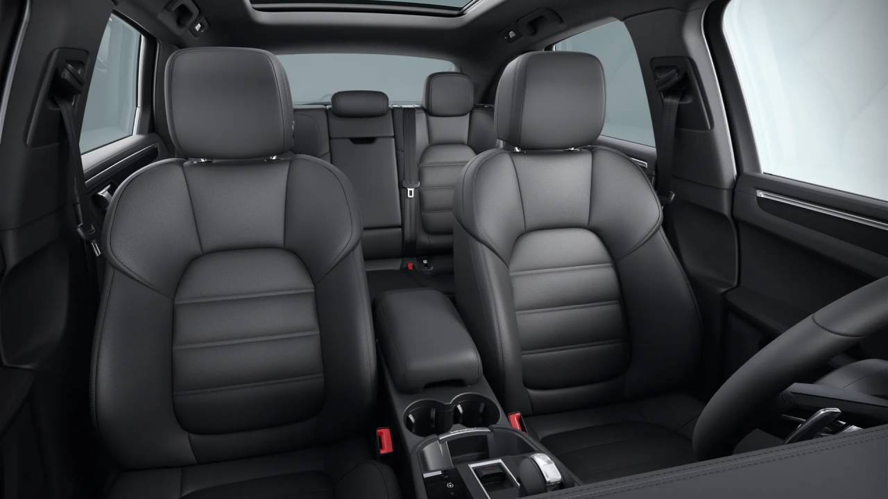2026 Porsche Macan S photo 10
