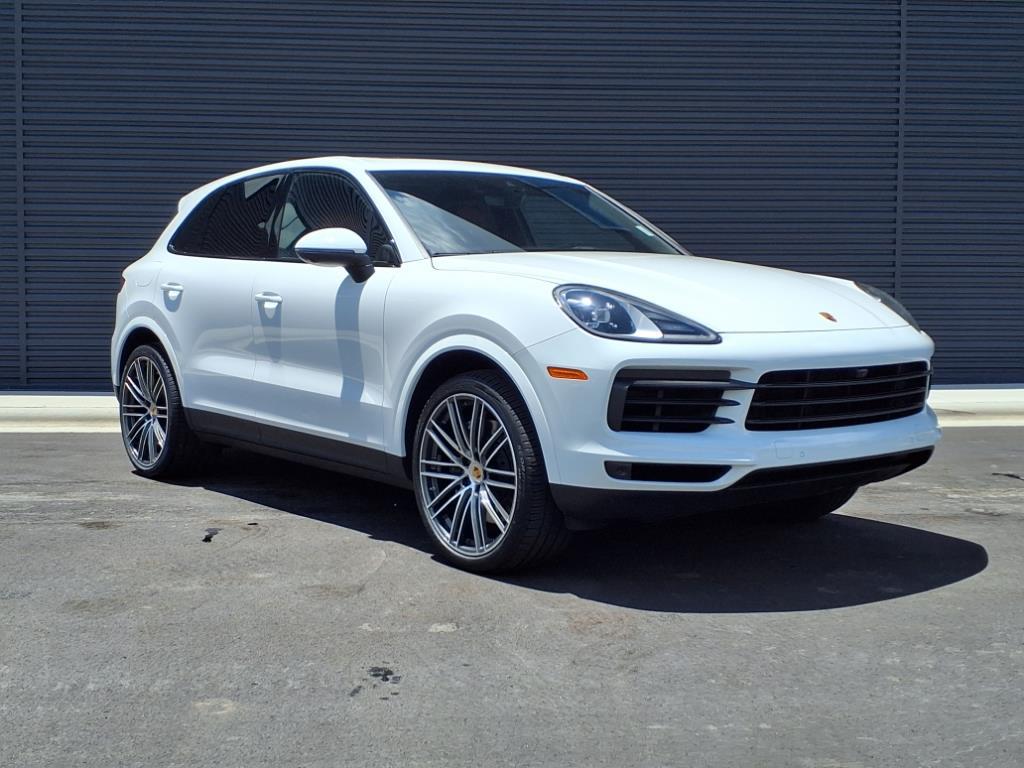2023 Porsche Cayenne Base photo 32