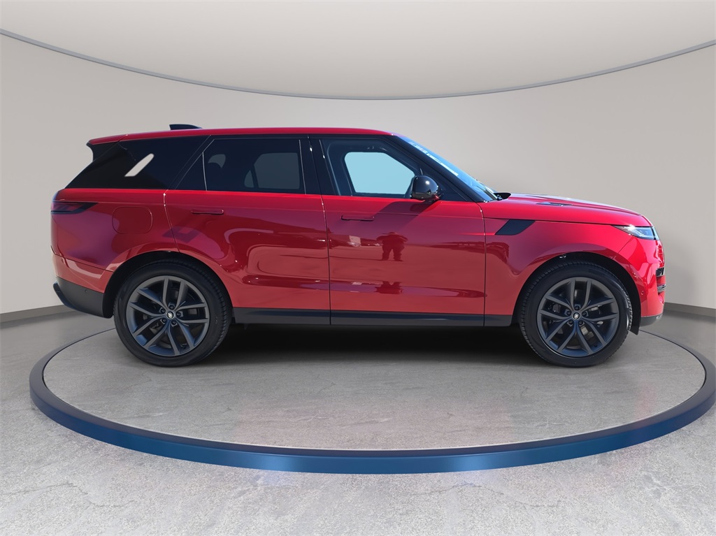 2025 Land Rover Range Rover Sport SE photo 4