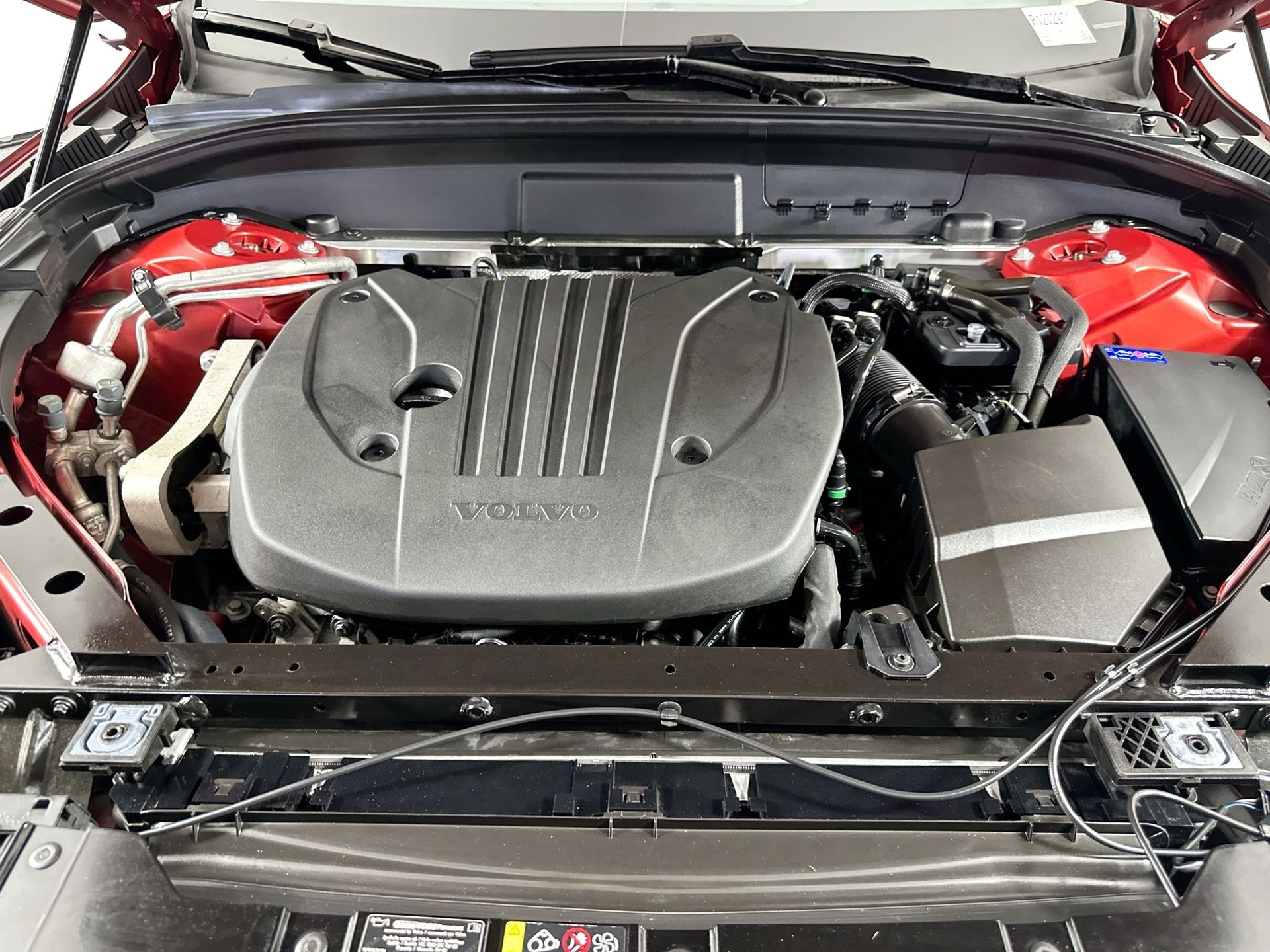 2023 Volvo XC60 B5 Plus photo 26