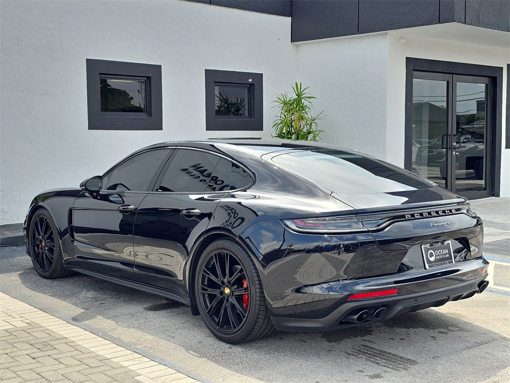 2023 Porsche Panamera Platinum photo 3