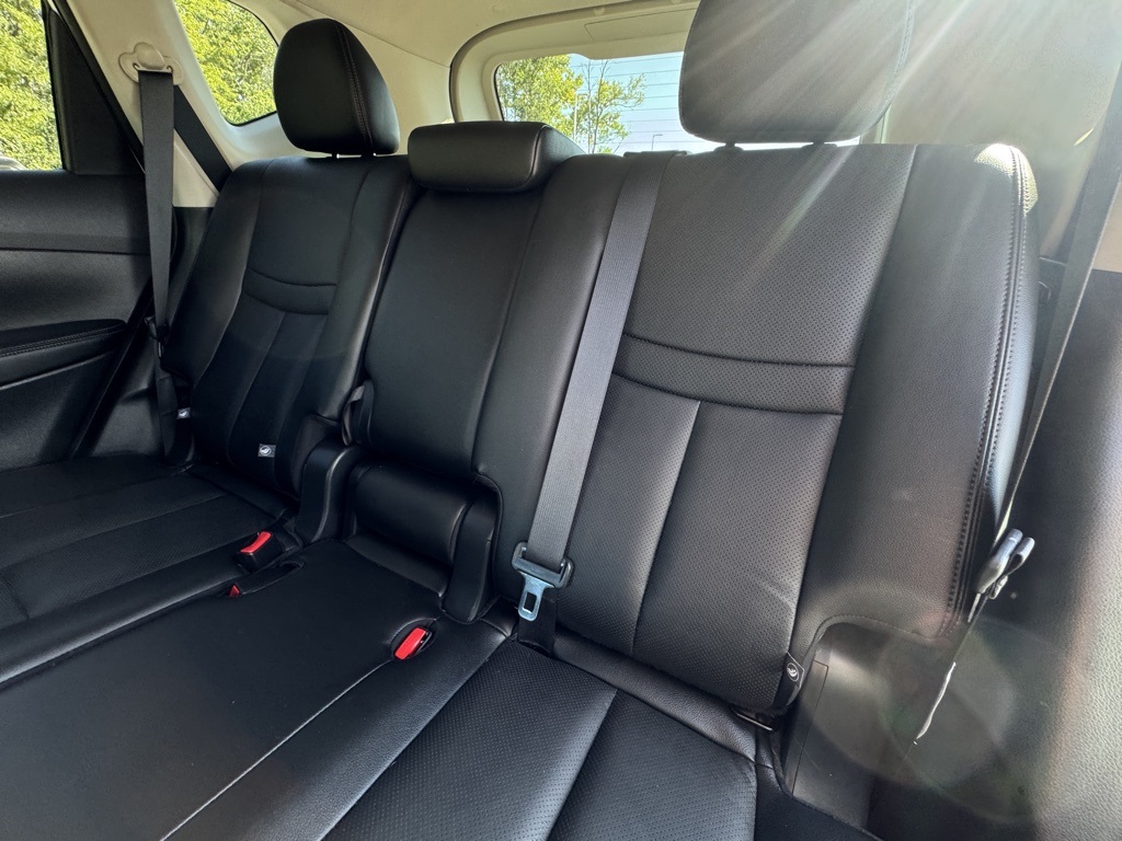 2019 Nissan Rogue SL photo 22