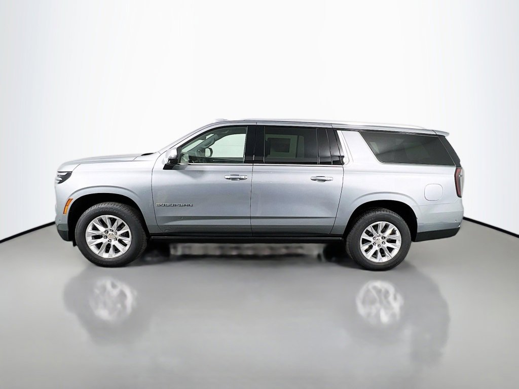 2025 Chevrolet Suburban Premier photo 6
