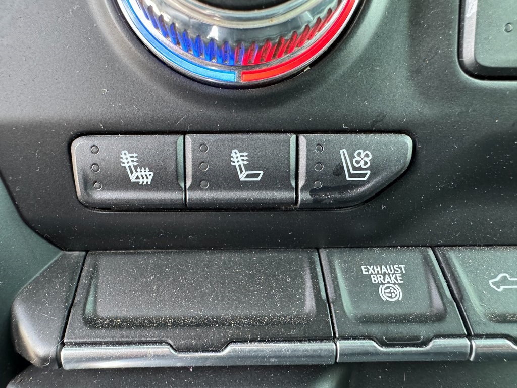 2021 Gmc Sierra SLT photo 38