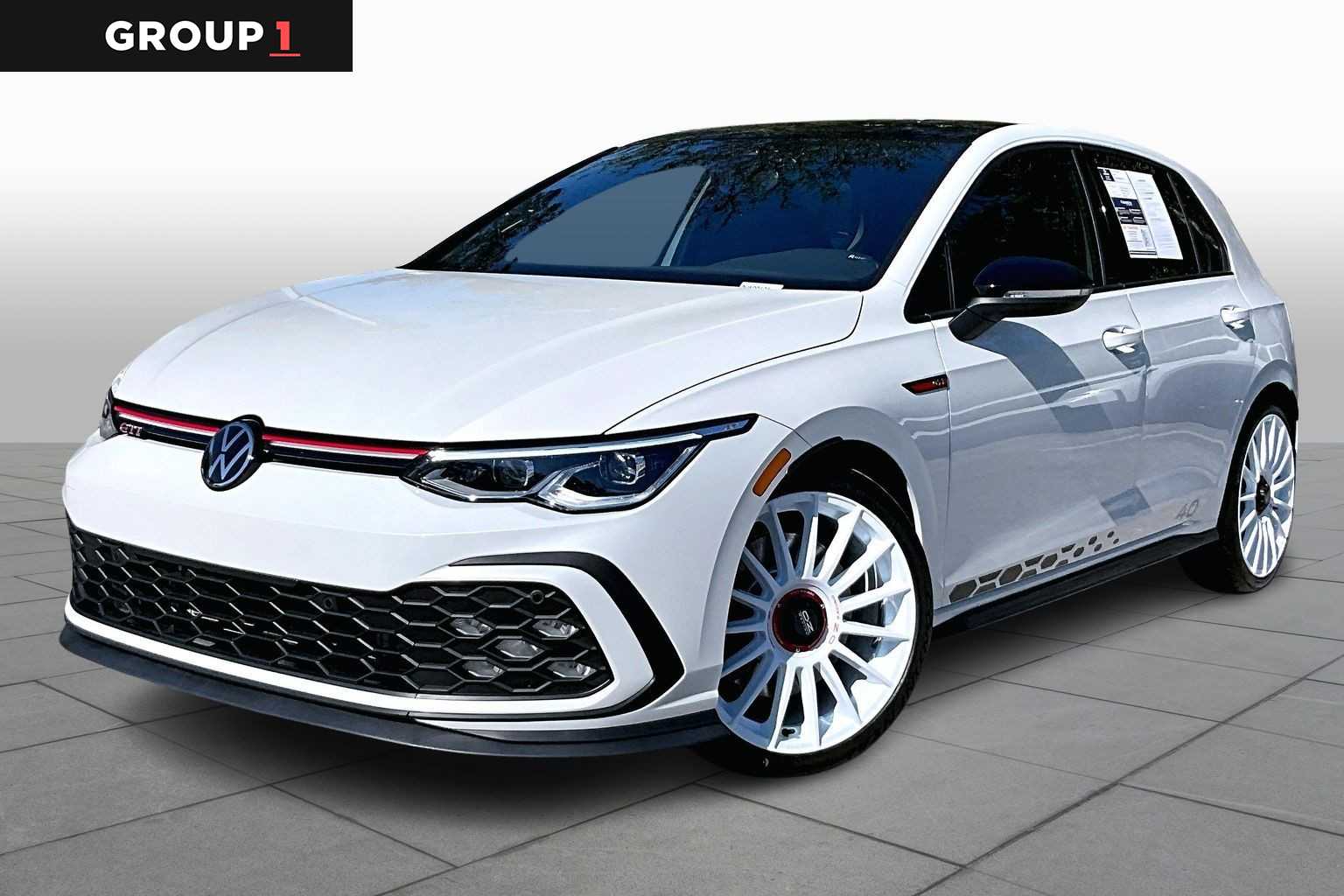 2023 Volkswagen Golf GTI 40TH Anniversary Edition's photo