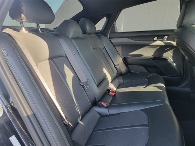 2022 Kia K5 GT-Line photo 16