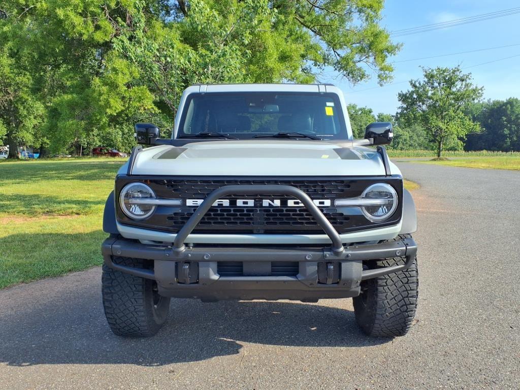 2021 Ford Bronco First Edition photo 2
