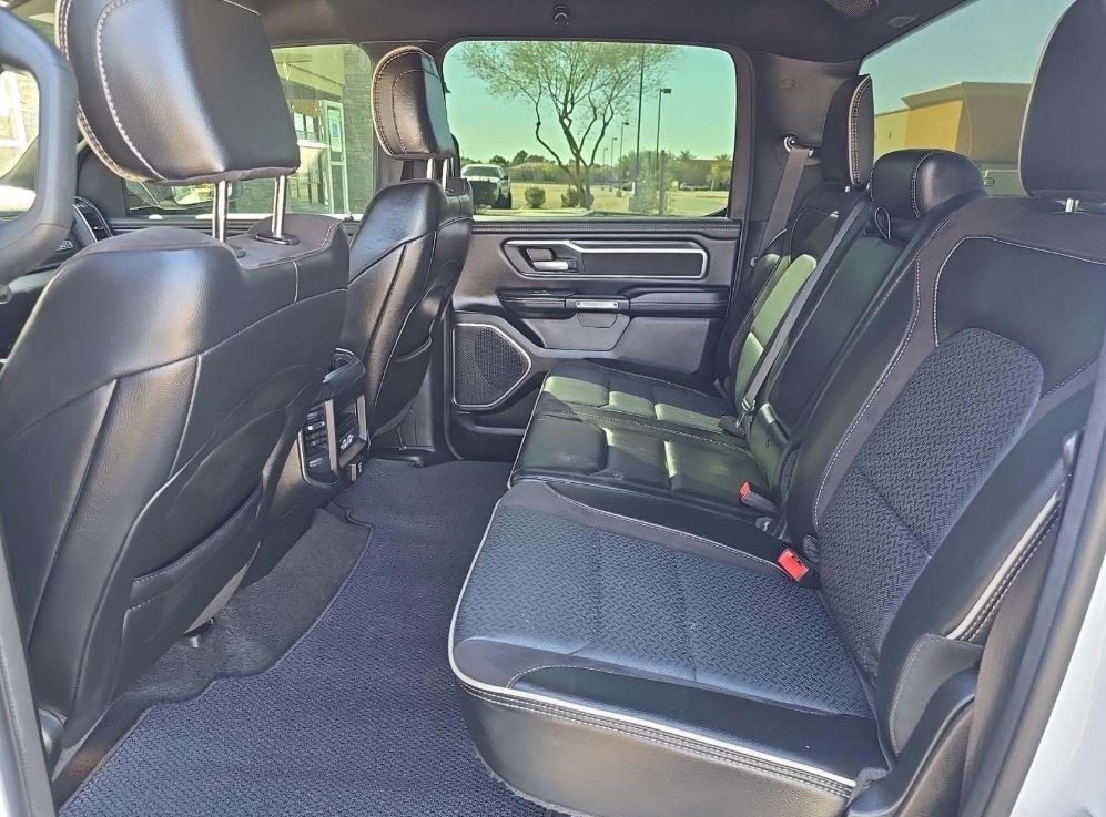 2024 Ram 1500 Laramie photo 5