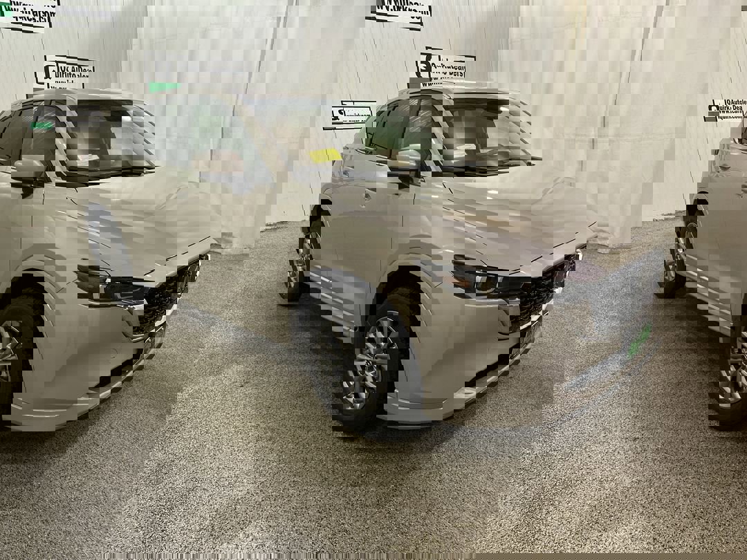 2025 Mazda CX-5 S Select Package's photo