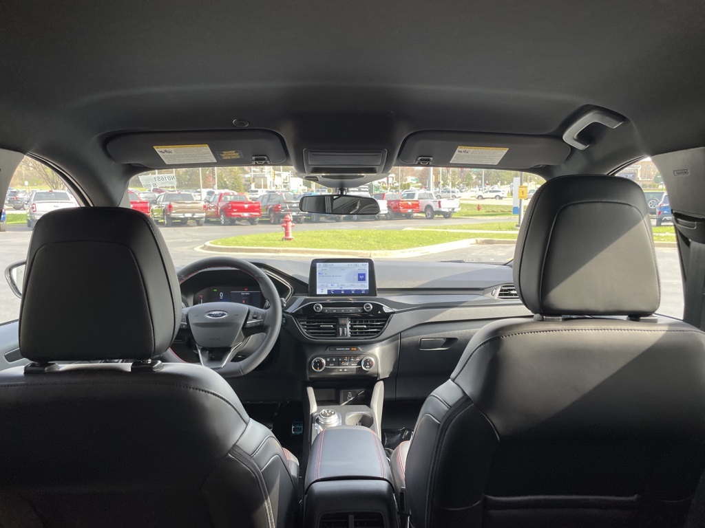 2024 Ford Escape Hybrid ST-Line photo 25