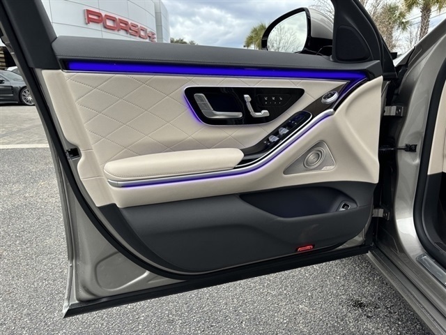 2024 Mercedes Benz S 580e 4MATIC photo 7