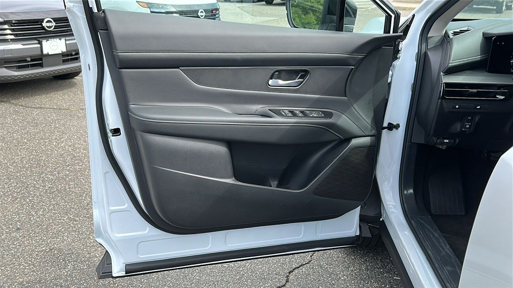 2025 Nissan Murano SV photo 33