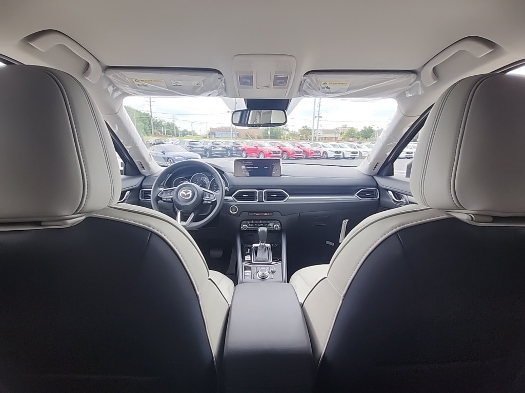 2025 Mazda CX-5 2.5 S Preferred photo 4