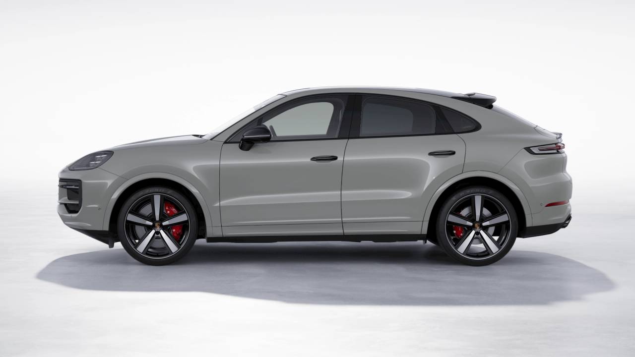 2026 Porsche Cayenne S Coupe photo 2