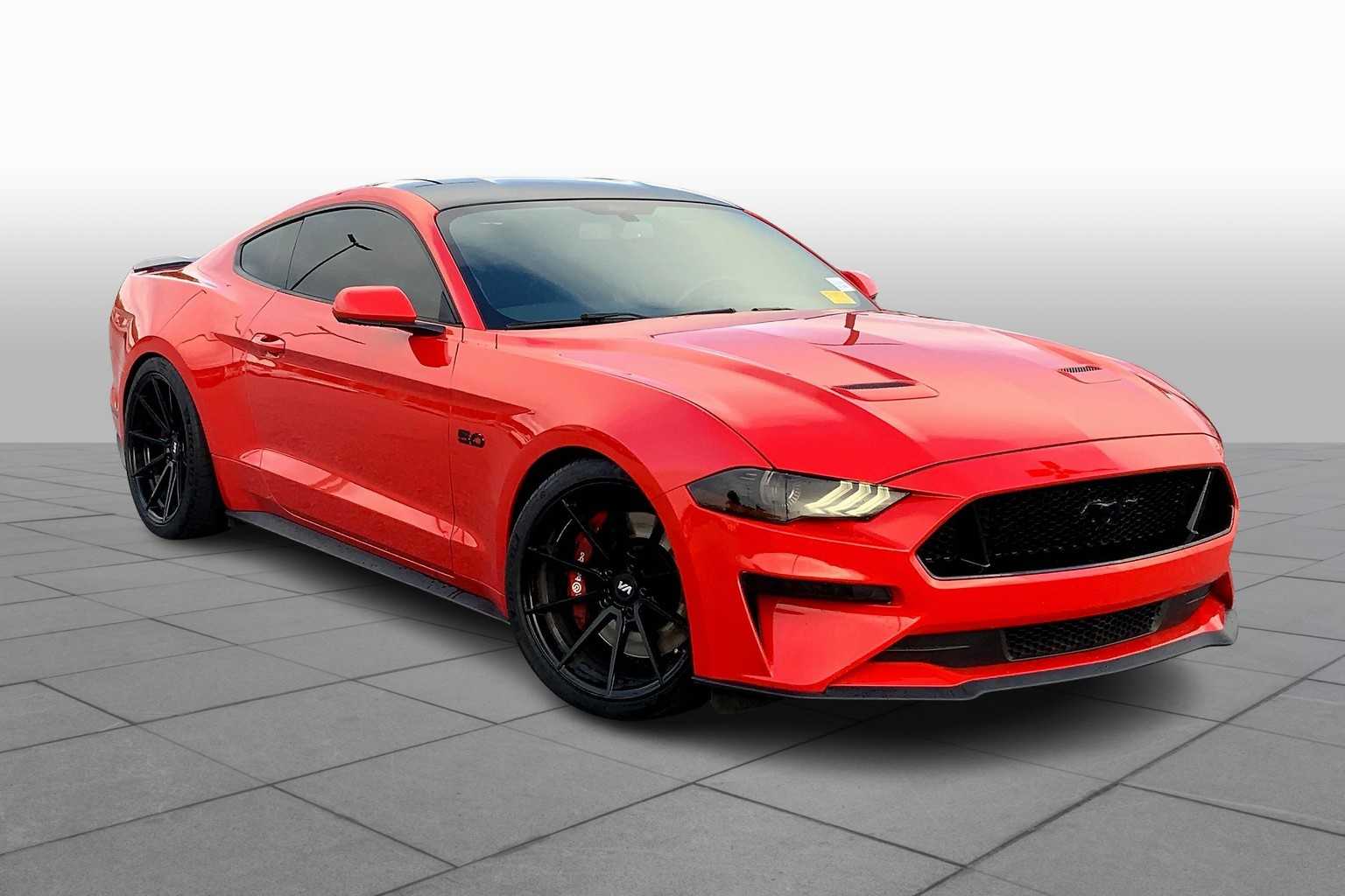 2020 Ford Mustang GT photo 2
