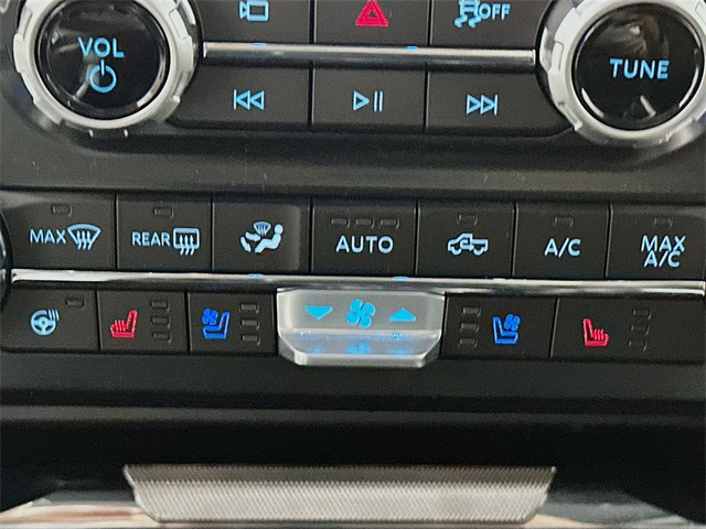 2025 Ford F-250 Lariat photo 17