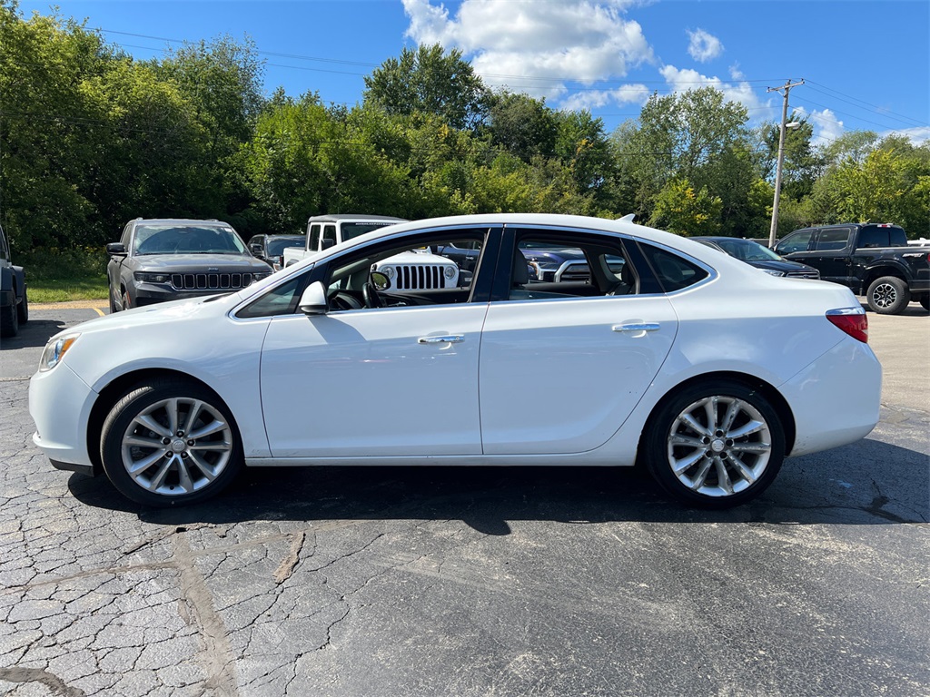 2013 Buick Verano Base photo 5