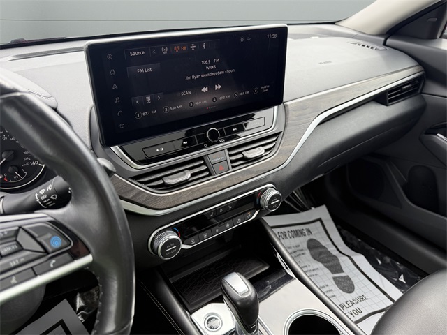 2023 Nissan Altima 2.5 SL photo 21