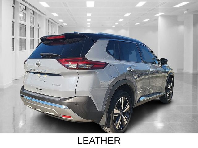 2022 Nissan Rogue Platinum photo 2