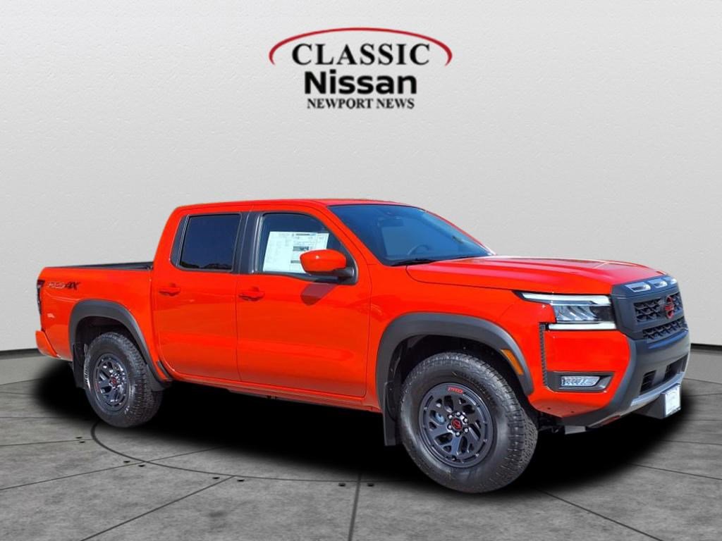 2025 Nissan Frontier PRO-4X's photo