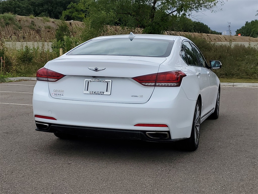 2015 Hyundai Genesis 3.8 photo 3