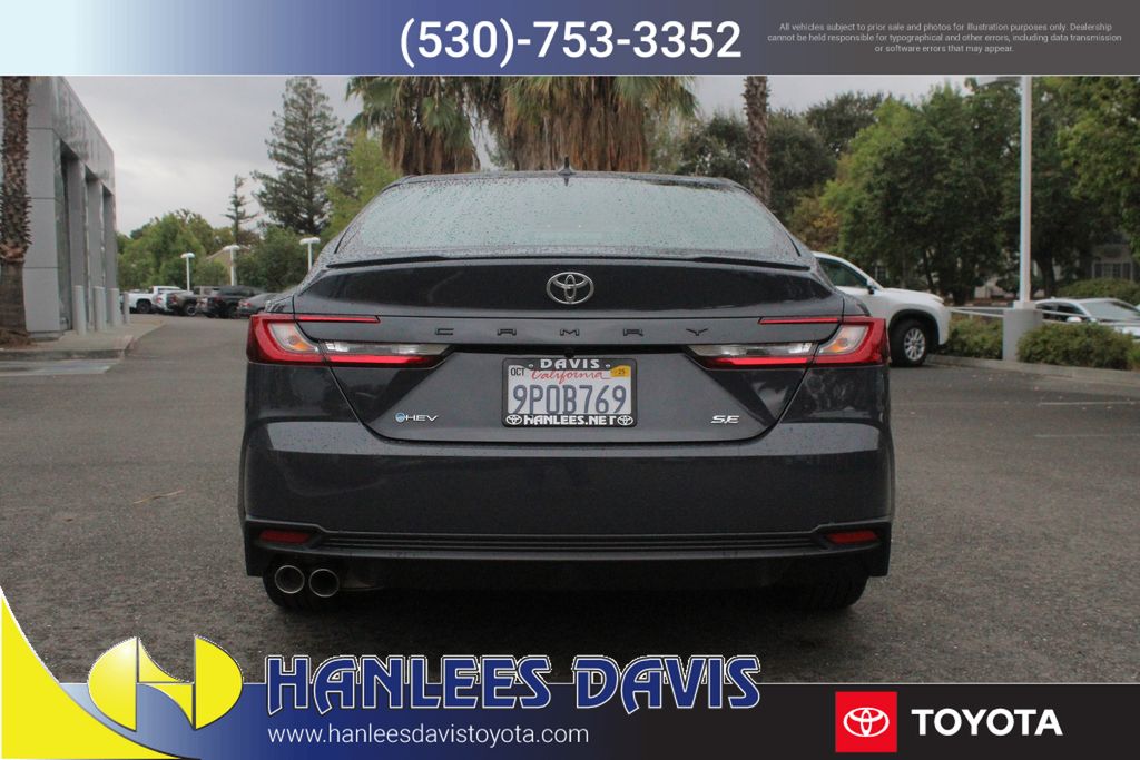 2025 Toyota Camry photo 4